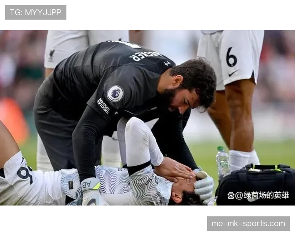 巴黎圣日耳曼关键战表现波动，问题在高强度对抗中被放大