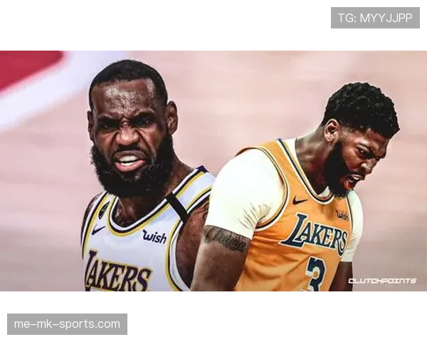 NBA合理冲撞区规则详解：如何在禁区判定犯规？