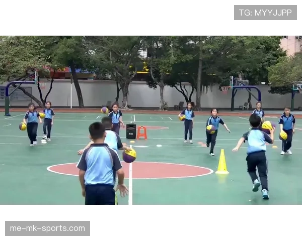 篮球比赛中运球变向动作的合法性规则讲解