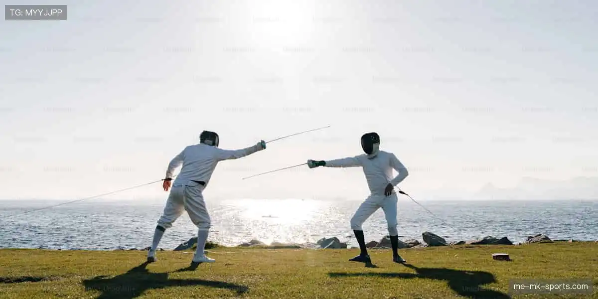 🏆 冠军同款，把荣耀穿在身上！